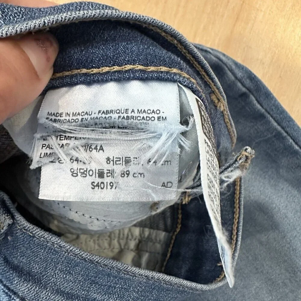 Levis Jeans Womens 724 High Rise Straight Crop Blue Stretch Denim Distressed 25‎